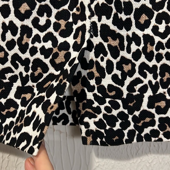 J. Crew Leopard print 100% cotton pencil skirt size 4P - Picture 5 of 9